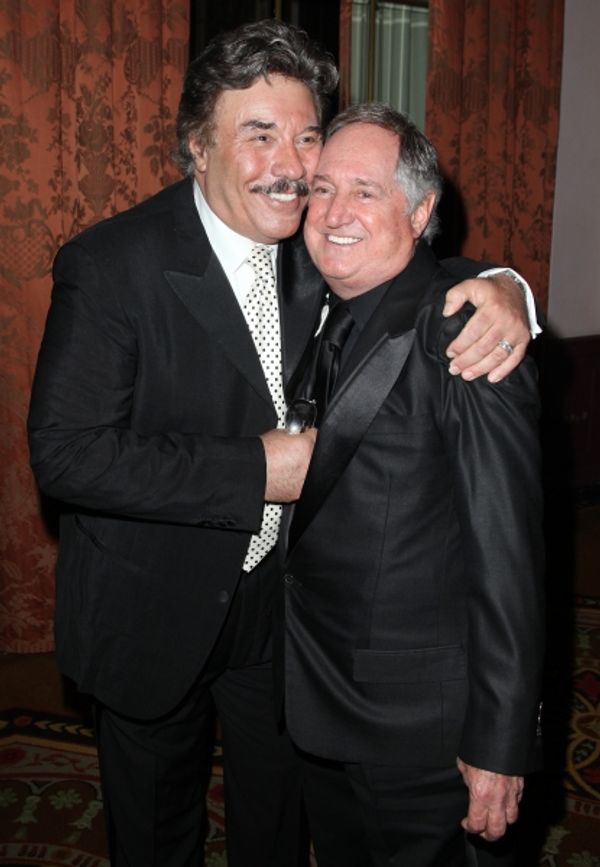 Tony Orlando & Neil Sedaka attending the 2011 Friars Foundation Applause Award Gala i Photo