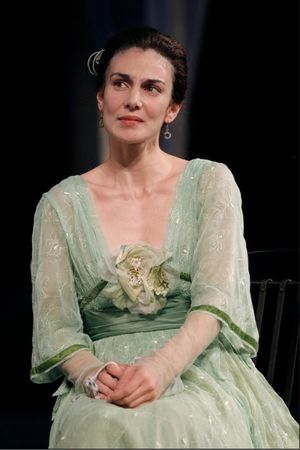 Annie Parisse @ BroadwayWorld Annie Parisse Photo