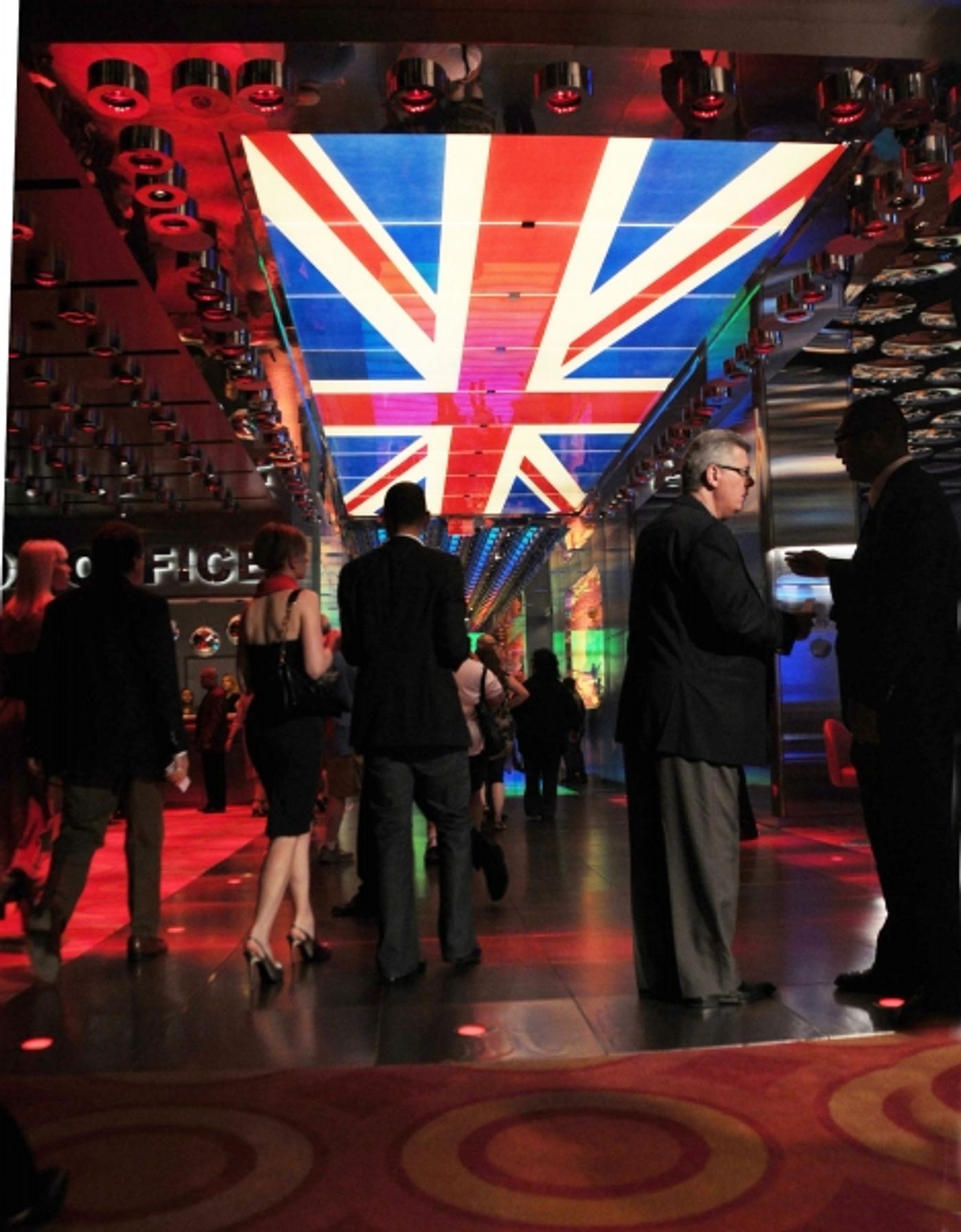 Photo Flash: Beatles LOVE Celebrates 5th Anniversary Photo Flash: Beatles LOVE Celebrates 5th Anniversary Image