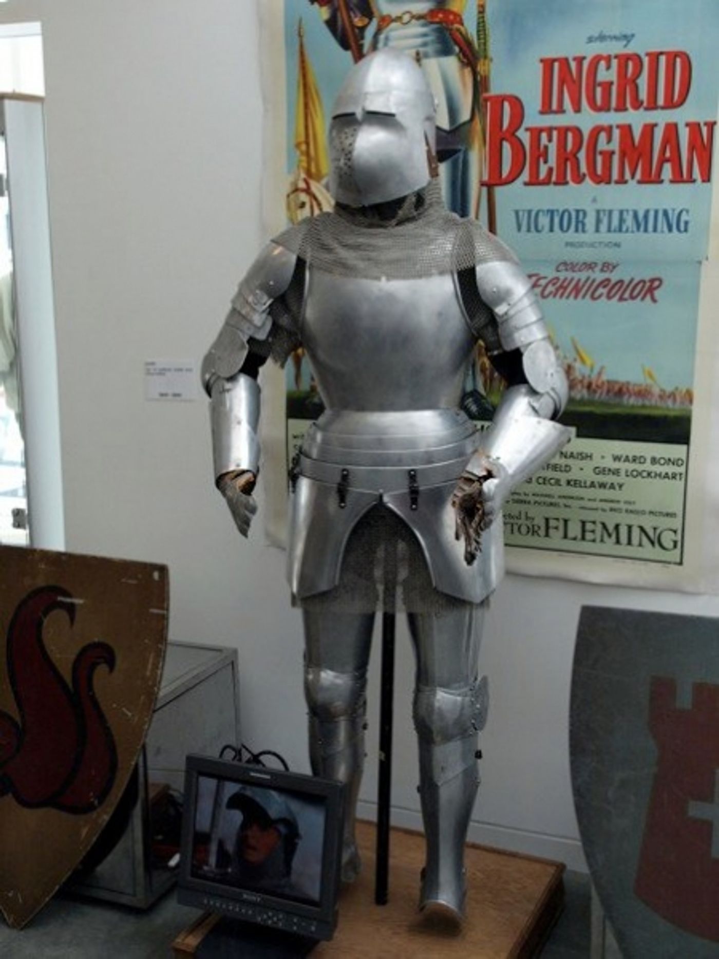 Photo Flash: A Glimpse at Paley Center's Debbie Reynolds Exhibit!  Image