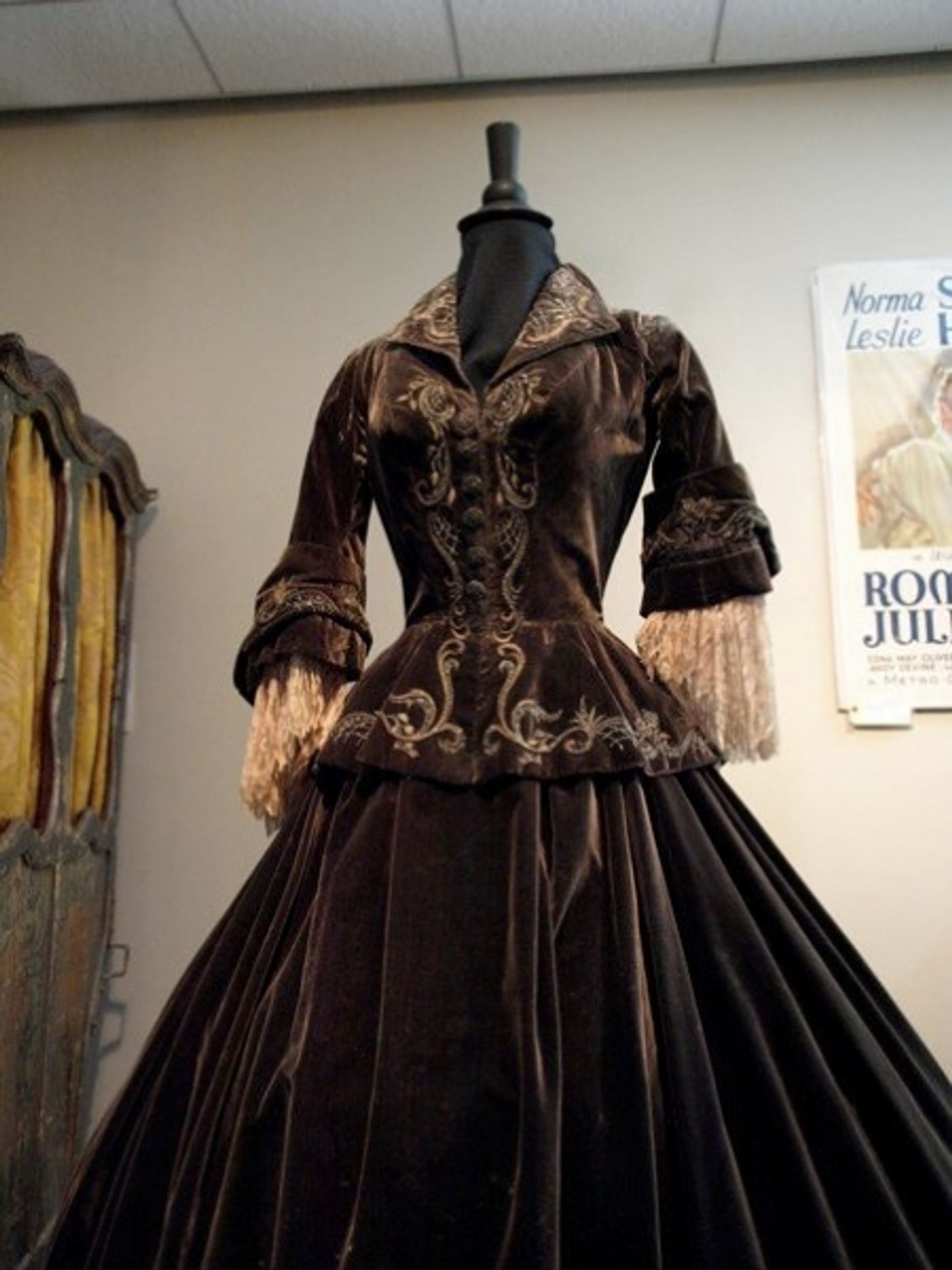 Photo Flash: A Glimpse at Paley Center's Debbie Reynolds Exhibit!  Image