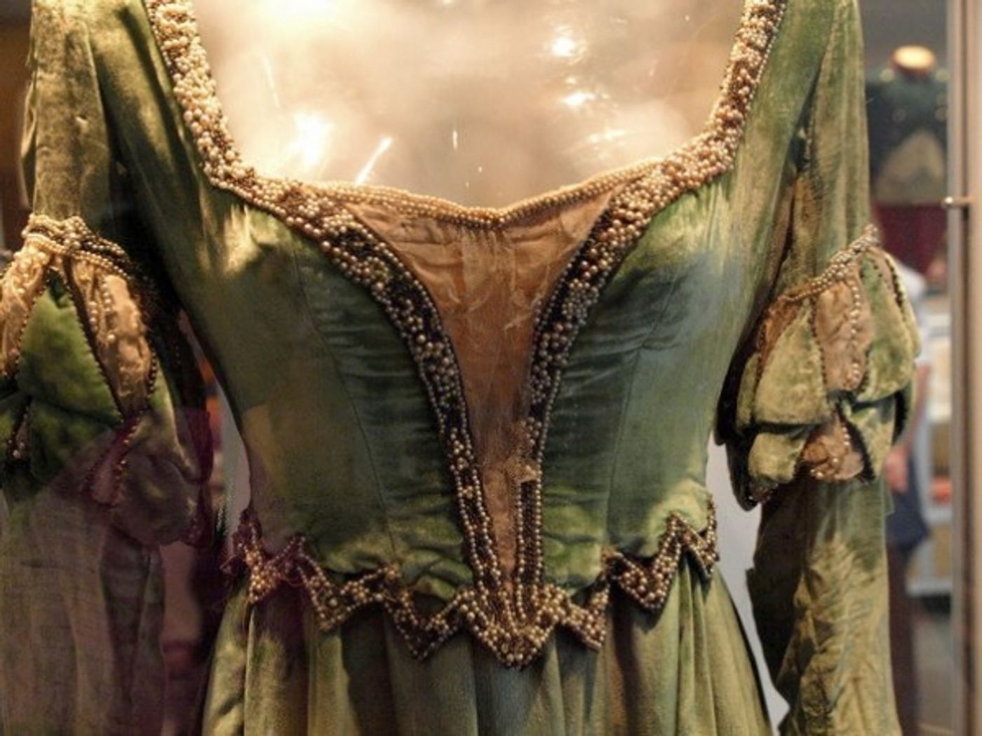 Photo Flash: A Glimpse at Paley Center's Debbie Reynolds Exhibit!  Image