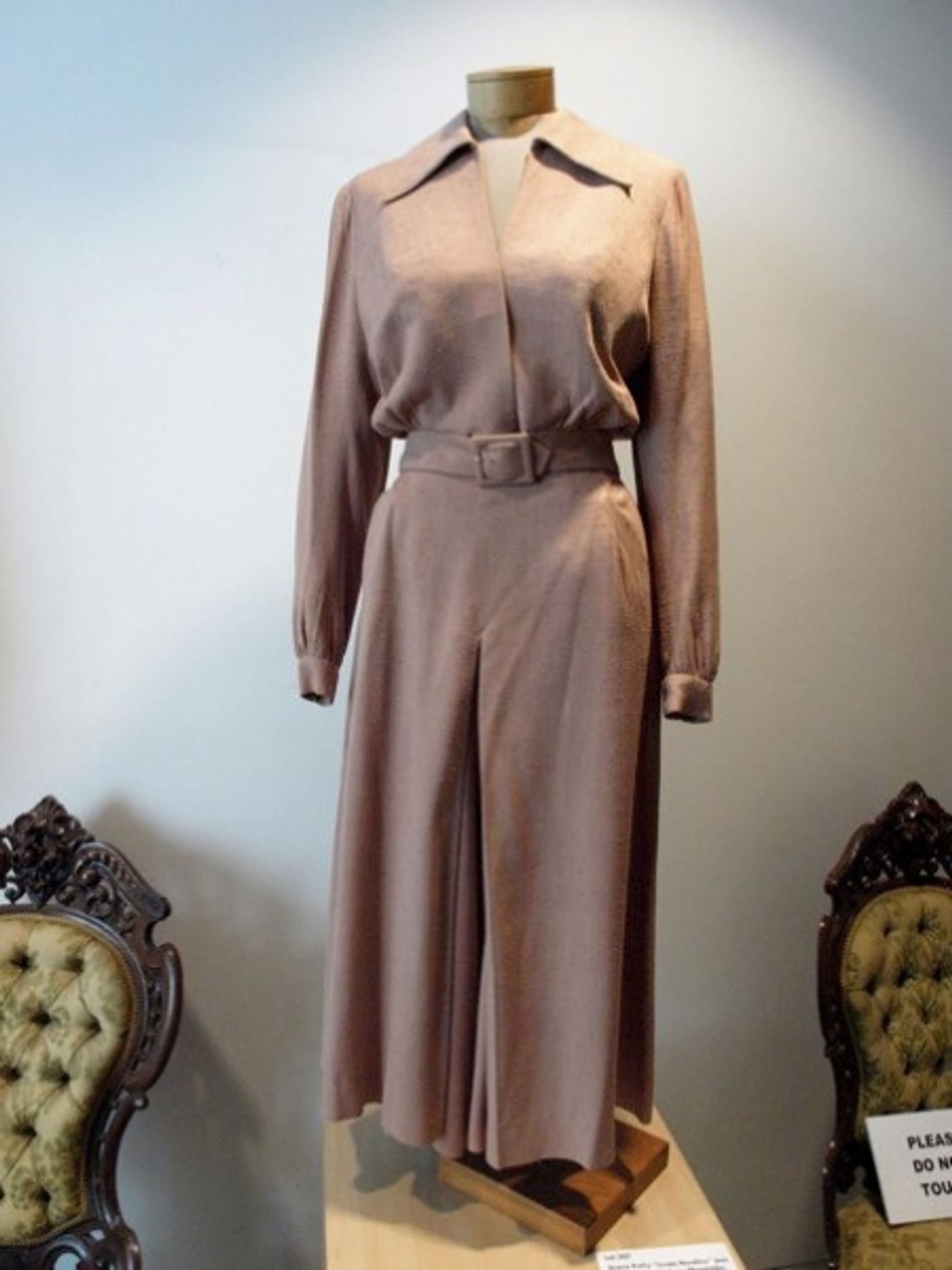 Photo Flash: A Glimpse at Paley Center's Debbie Reynolds Exhibit!  Image