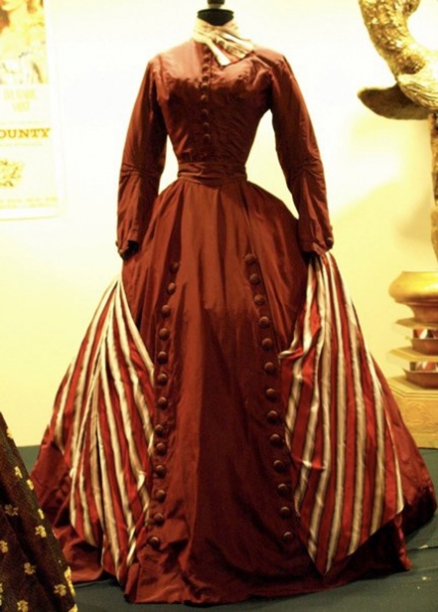 Photo Flash: A Glimpse at Paley Center's Debbie Reynolds Exhibit!  Image