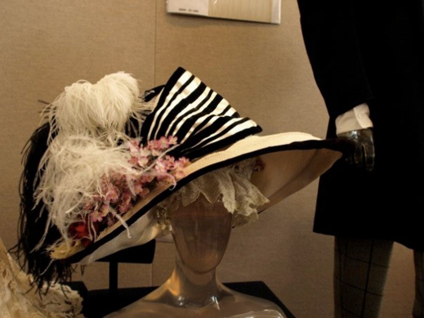 Photo Flash: A Glimpse at Paley Center's Debbie Reynolds Exhibit!  Image