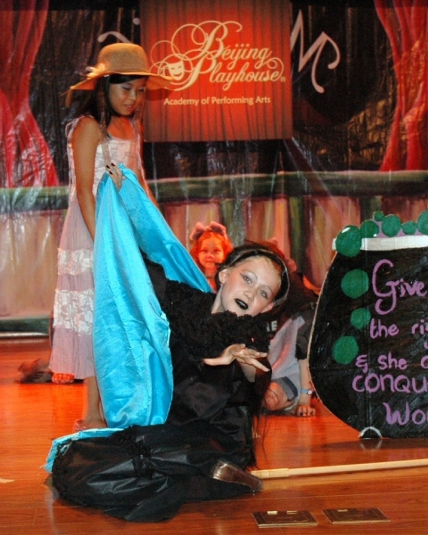 Photo Flash: Beijing Playhouse Academy of Performing Arts' WIZARD OF OZ! Image