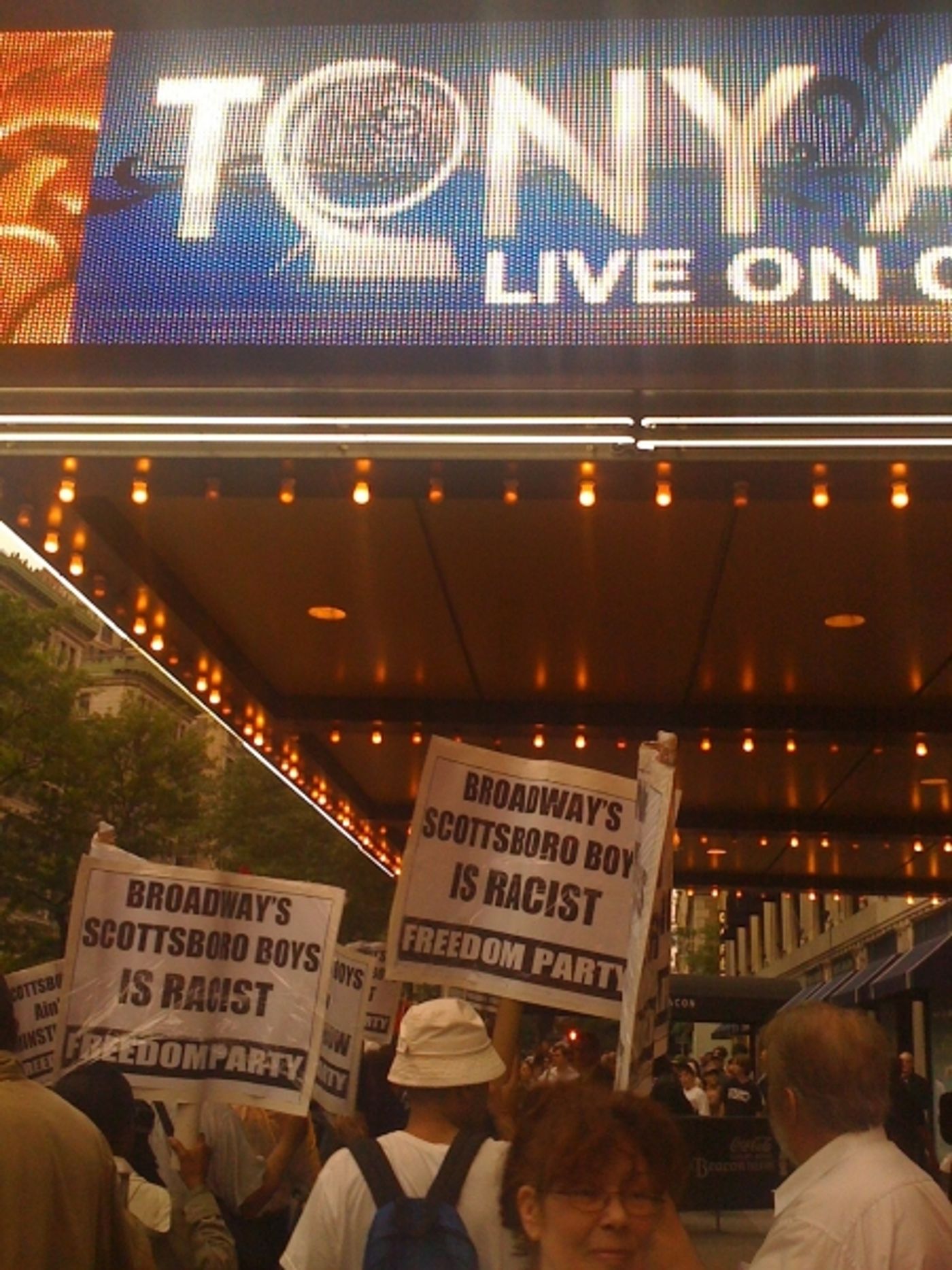 Photo Coverage: SCOTTSBORO BOYS Protesters Crash the Tonys  Image