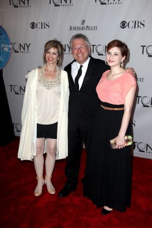 Alan Menken attending the 2011 Tony Awards at the Beacon Theatre in New York City © Walter McBride / WM Photography / Retna Ltd @ BroadwayWorld Alan Menken attending the 2011 Tony Awards at the Beacon Theatre in New York City à Photo