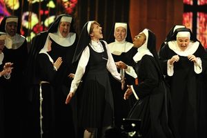 Patina Miller and Marla Mindelle and the cast of "Sister Act" perform at the 2011 Ton Photo