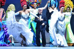Paul Schaffer the cast of Priscilla Queen of the Desert perfrom at the 2011 Tony Awards held at the Beacon Theatre in New York on June 12, 2011. CBS/John P. Filo /Landov @ BroadwayWorld Paul Schaffer the cast of Priscilla Queen of the Desert perfrom at the 2011 Tony Awar Photo