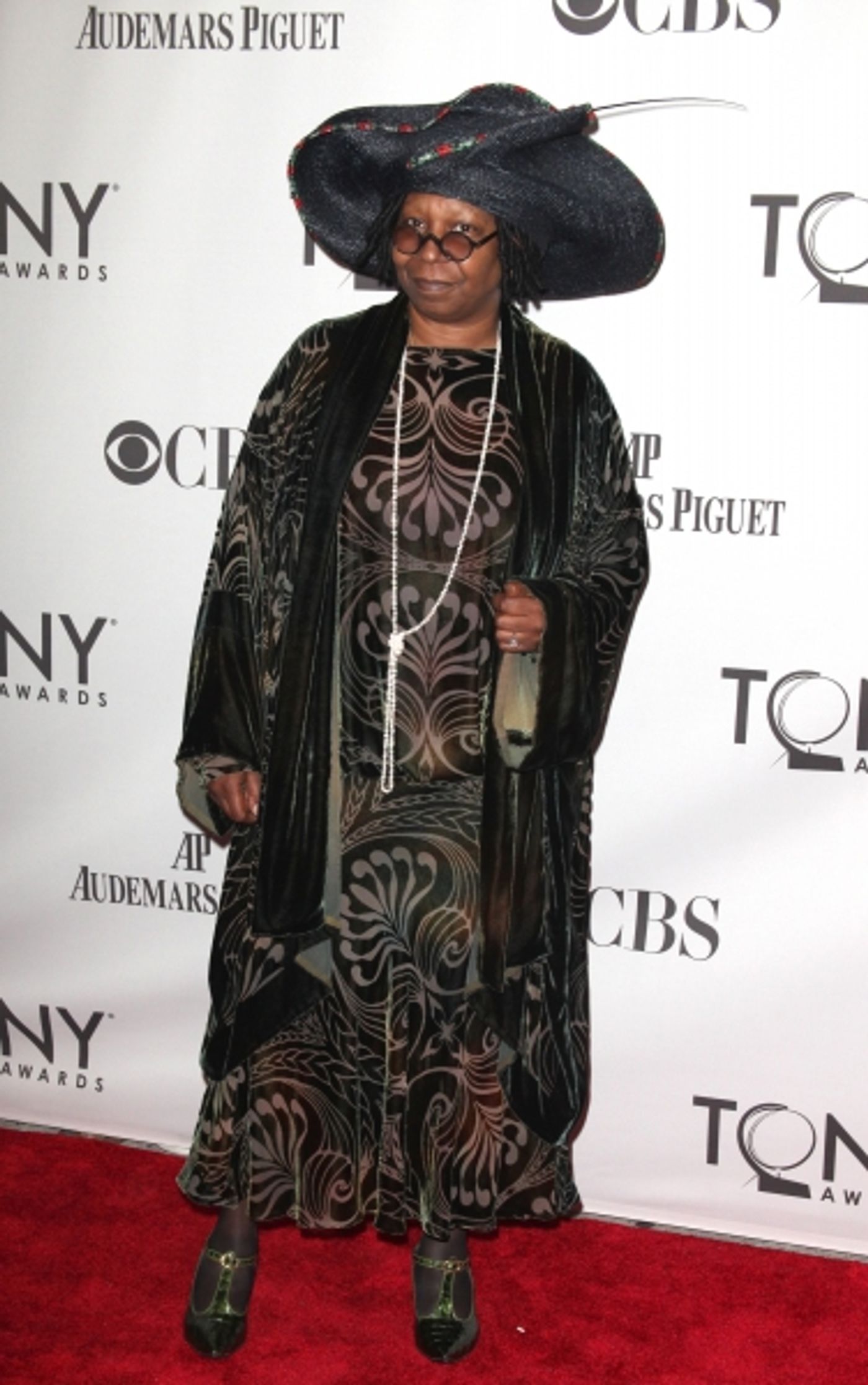 Photo Coverage: 2011 Tony Awards Arrivals Part 1!  Image
