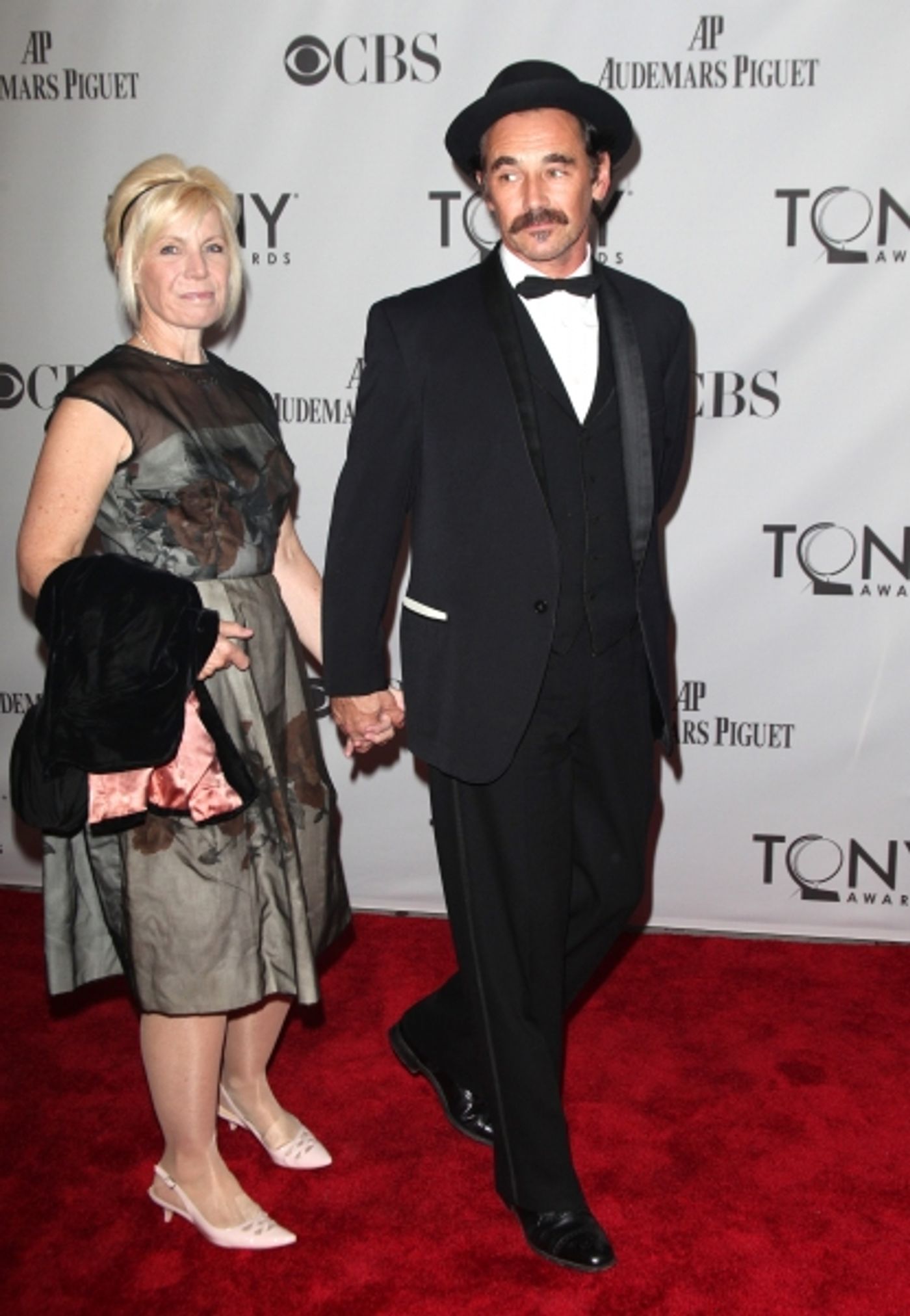 Photo Coverage: 2011 Tony Awards Arrivals Part 2  Image