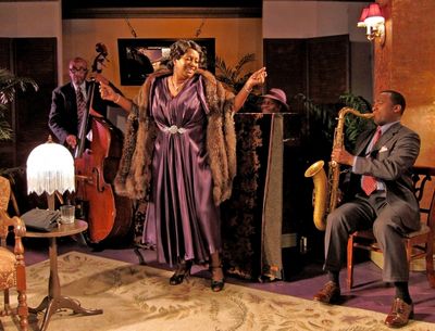 Jim Hankins (bass), Miche Braden (Bessie Smith), Aaron Graves (piano), Keith Loftis ( Photo