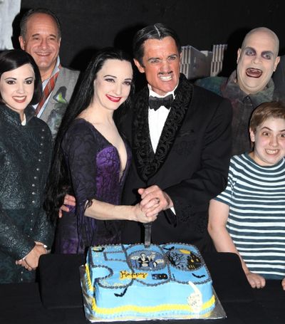 (L-R) Rachel Potter, Adam Grupper, Bebe Neuwirth, Roger Rees, Brad Oscar, Adam Riegle Photo