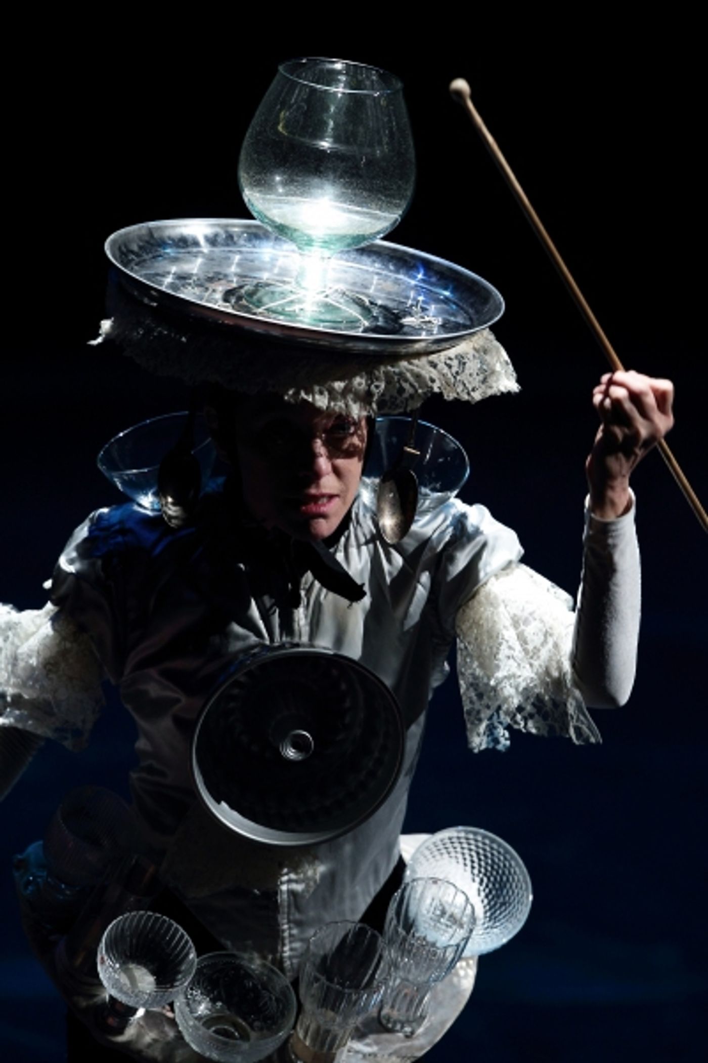 Photo Flash: Le Cirque Invisible Plays Villa Adriana Theater Festival Photo Flash: Le Cirque Invisible Plays Villa Adriana Theater Festival Image