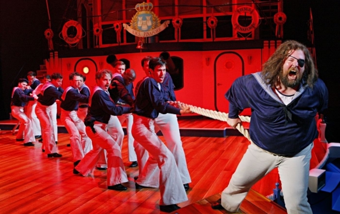 Photo Flash: Guthrie Theatre's H.M.S PINAFORE  Image