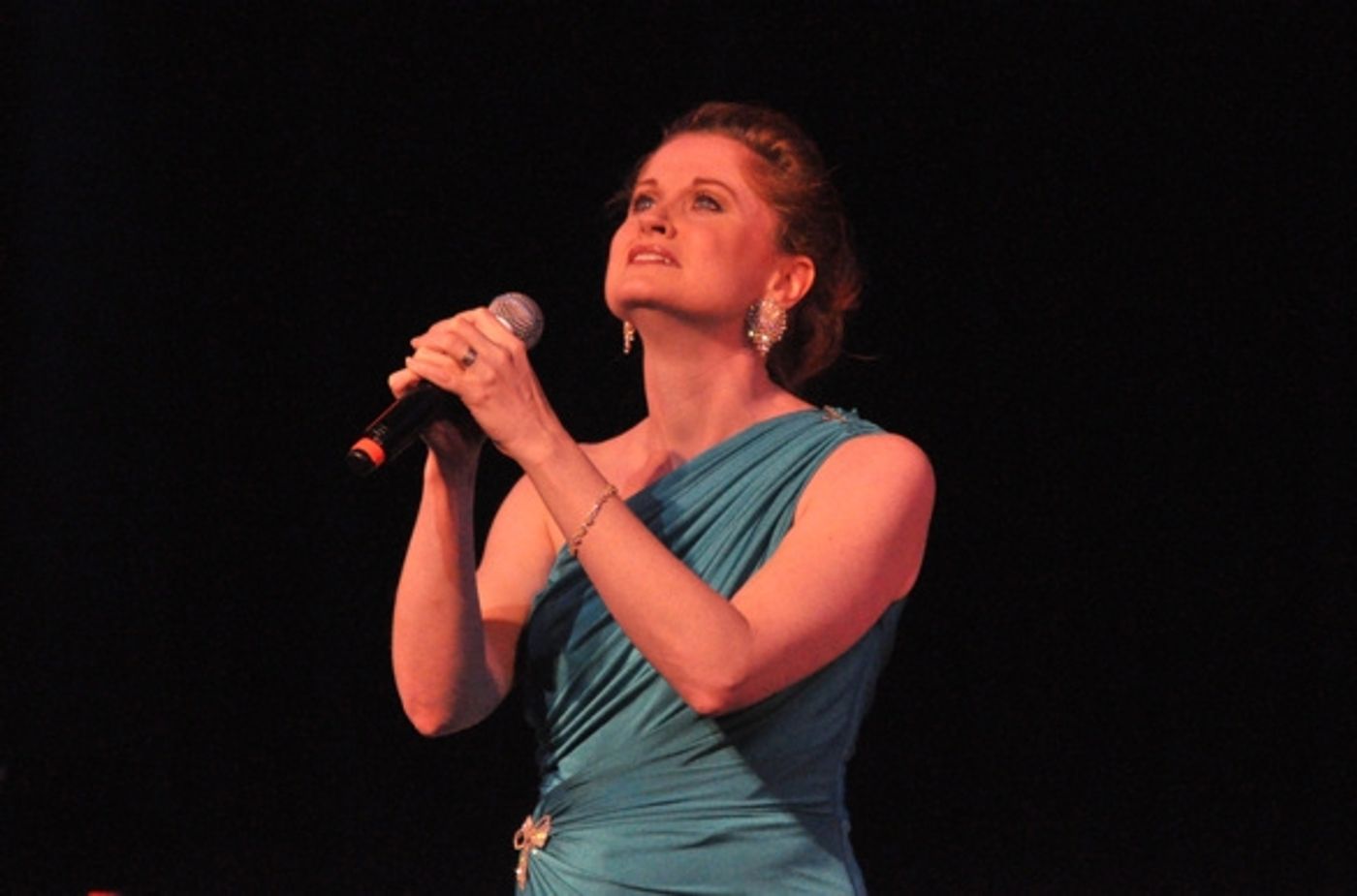 Photo Coverage: JEKYLL & HYDE Stars Robert Cuccioli, Linda Eder, Christiane Noll & More Reunite for Town Hall's Musicals of 1997 Concert!  Image