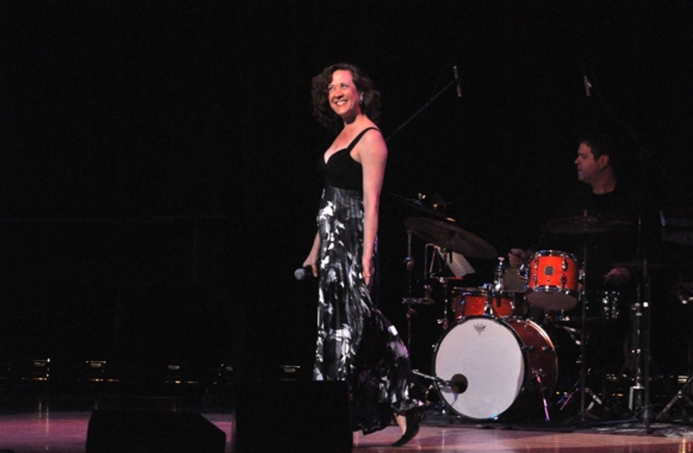 Photo Coverage: JEKYLL & HYDE Stars Robert Cuccioli, Linda Eder, Christiane Noll & More Reunite for Town Hall's Musicals of 1997 Concert!  Image