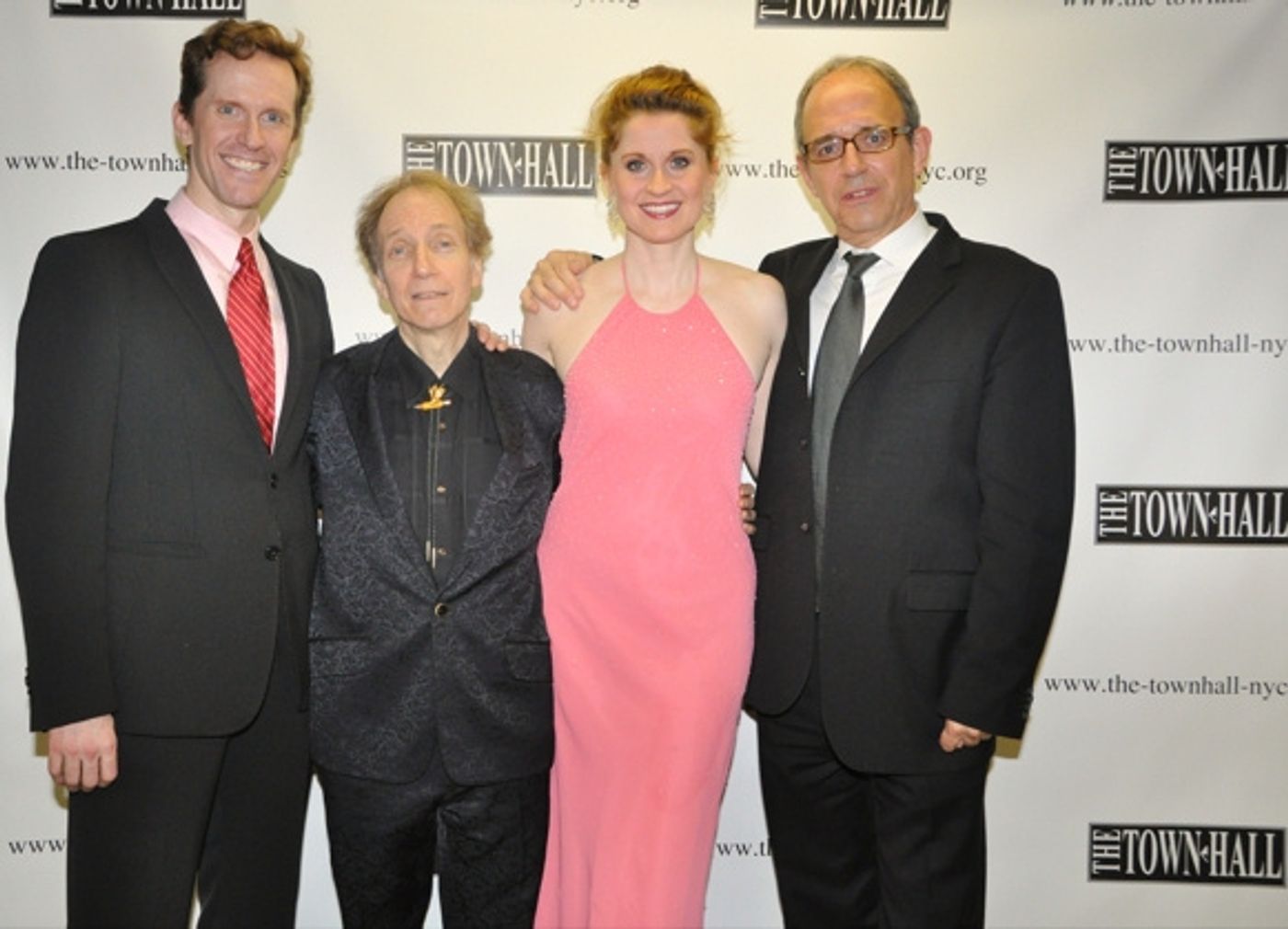 Photo Coverage: JEKYLL & HYDE Stars Robert Cuccioli, Linda Eder, Christiane Noll & More Reunite for Town Hall's Musicals of 1997 Concert!  Image