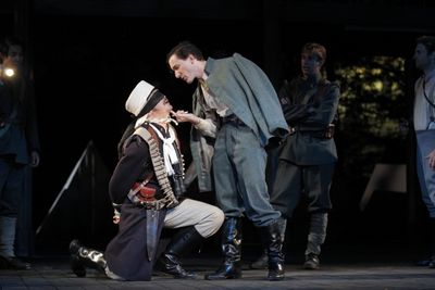 (center) Reg Rogers and Carson Elrod with the company of All's Well That Ends Well, d Photo