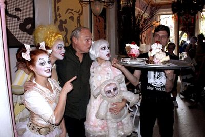 Ti-Boss, Dame Plume,  Sleepy Clown and Serendipidy Owner Stephen Bruce Photo