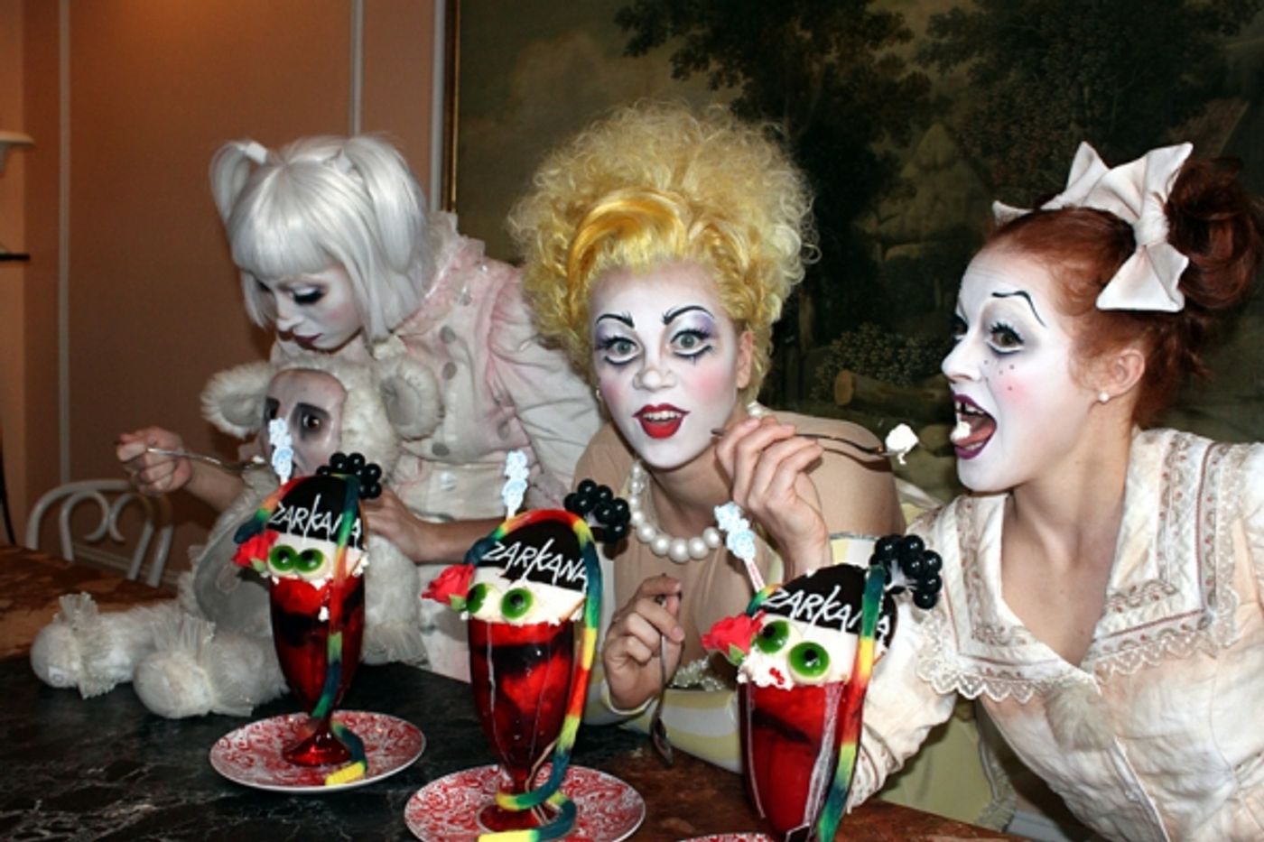 Photo Coverage: Serendipity 3 Celebrates ZARKANA with Custom Sundae Photo Coverage: Serendipity 3 Celebrates ZARKANA with Custom Sundae Image