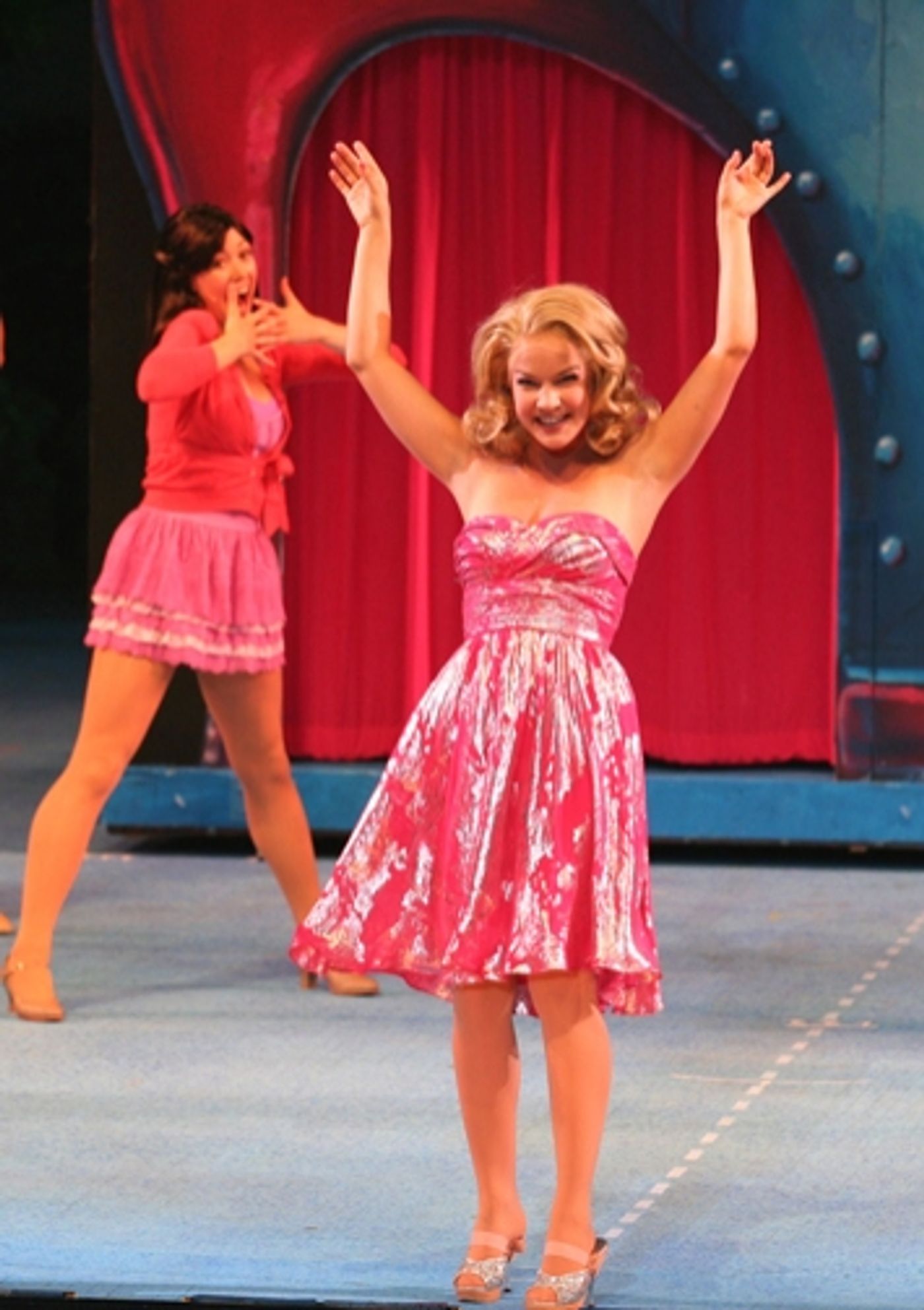 Photo Flash: Muny's LEGALLY BLONDE Production Photos!  Image
