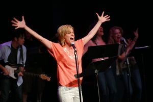 Jenn Colella Photo