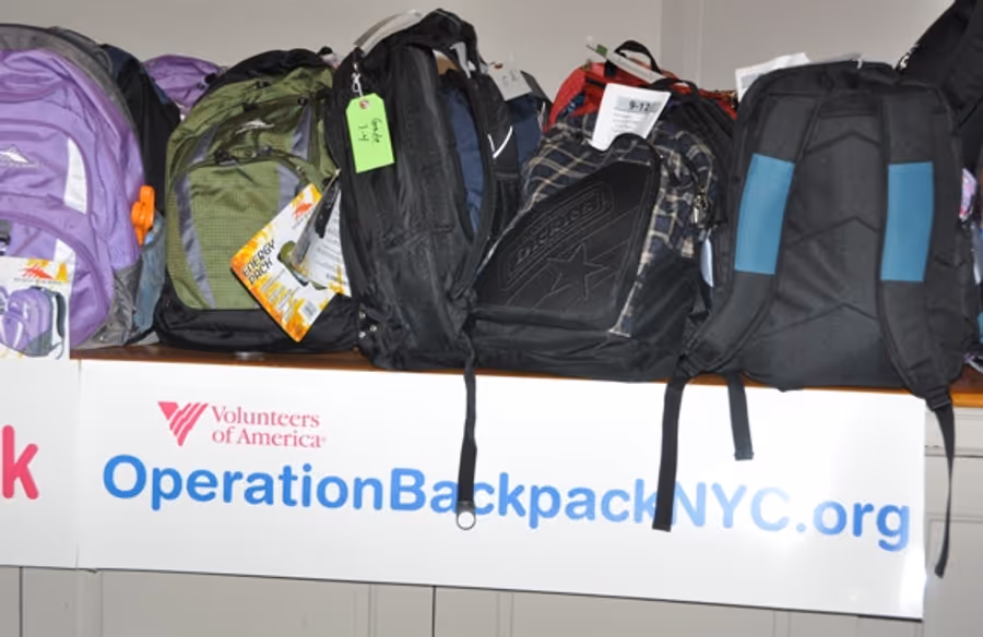 Photo Coverage: Paige Davis Hosts Operation Backpack for Underprivileged Children Image