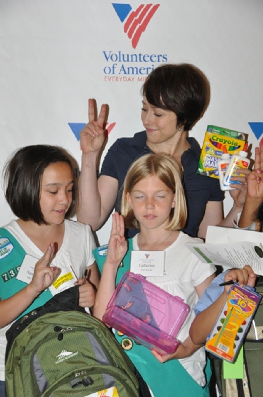 Photo Coverage: Paige Davis Hosts Operation Backpack for Underprivileged Children Image
