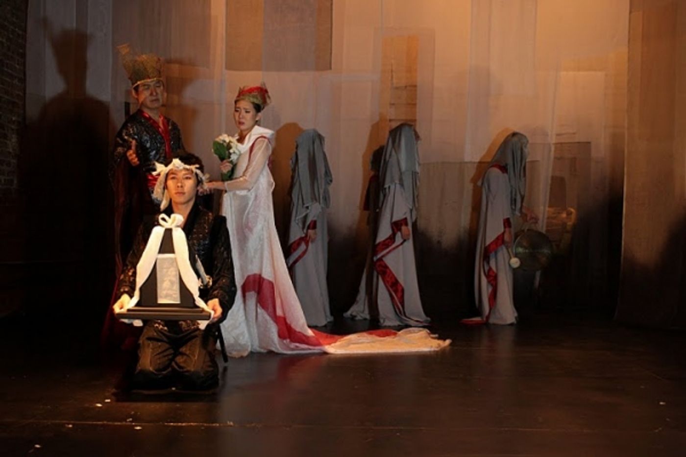 Photo Flash: La MaMa's HAMYUL/HAMLET  Image