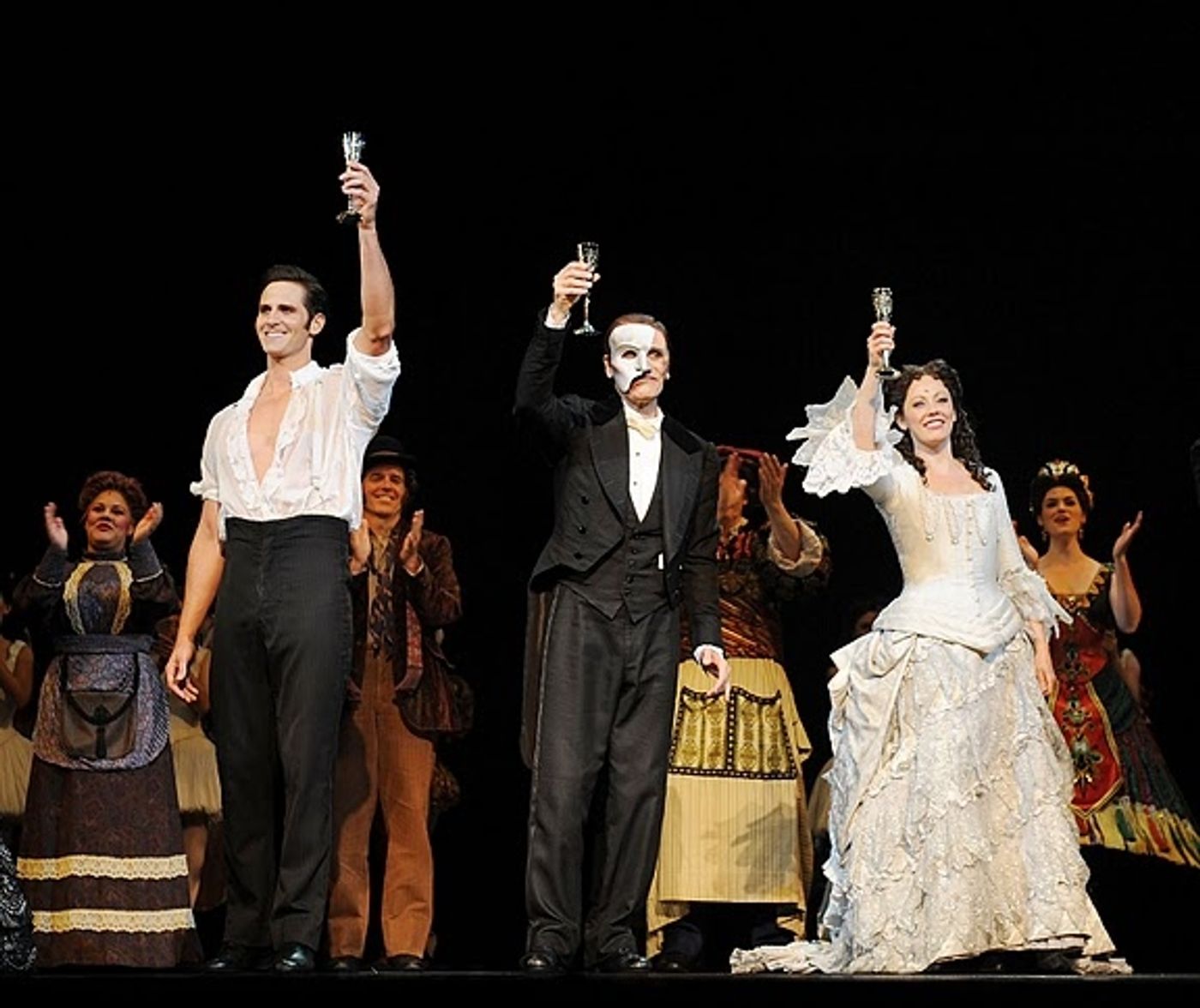 Photo Flash: PHANTOM- THE LAS VEGAS SPECTACULAR Celebrates 5th Anniversary  Image