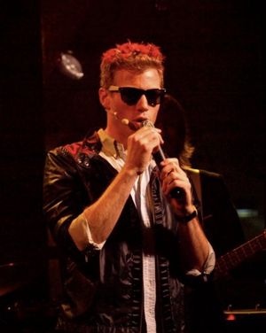 Barrett Foa @ BroadwayWorld Barrett Foa Photo