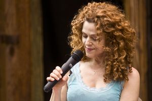 Bernadette Peters Photo