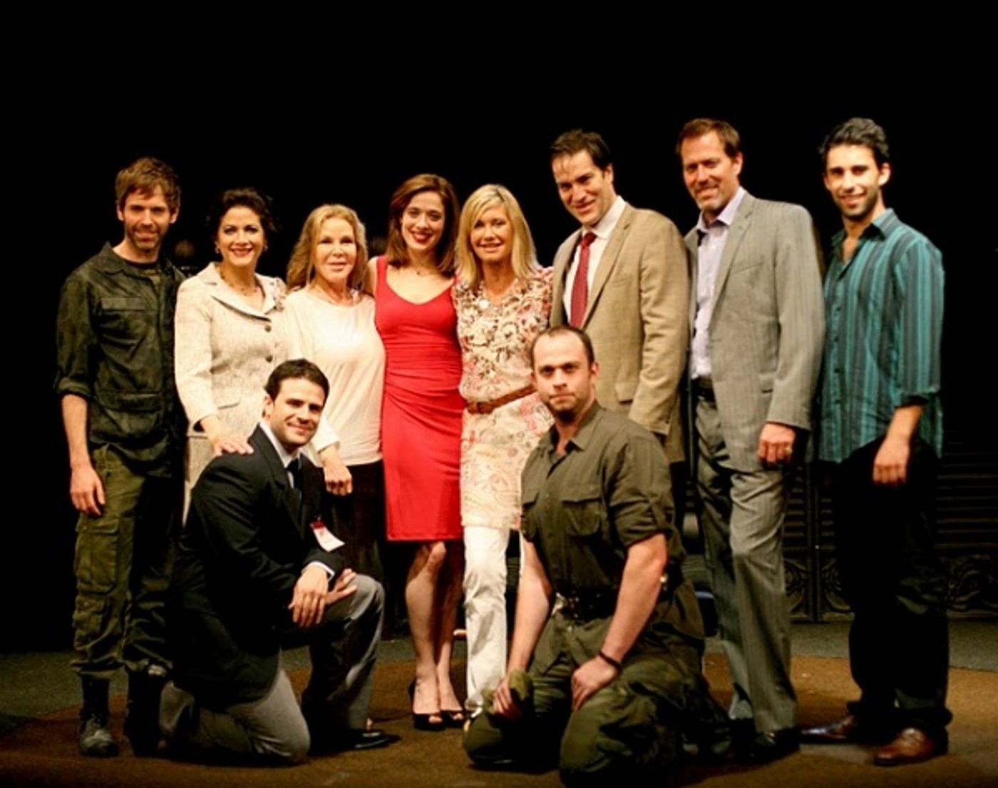 Photo Flash: Olivia Newton-John Visits MANIPULATION  Image