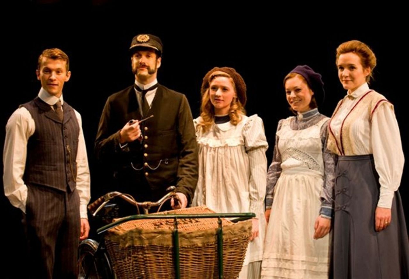 Photo Flash: Waterloo Station's RAILWAY CHILDREN  Image