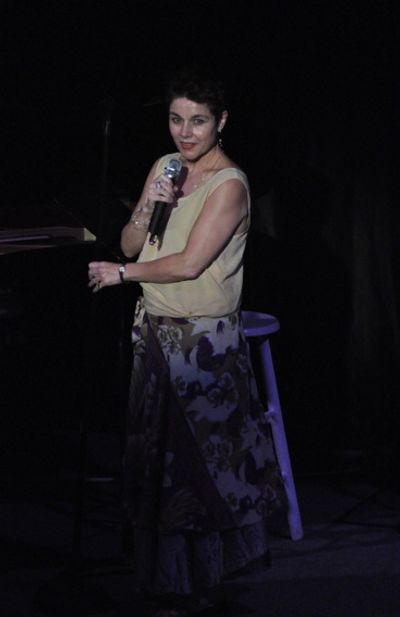 Christine Andreas Photo