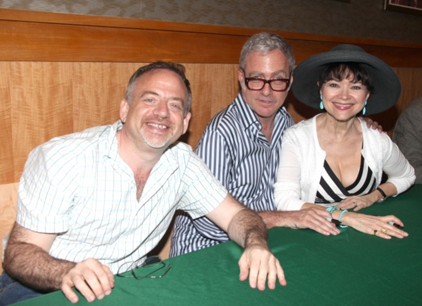 Photo Coverage: CATCH ME IF YOU CAN Celebrates Cast Album Release at Barnes & Noble  Image