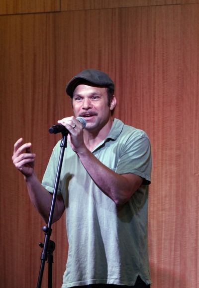 Norbert Leo Butz  Photo