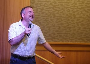 Marc Shaiman
@ BroadwayWorld Marc Shaiman
Photo