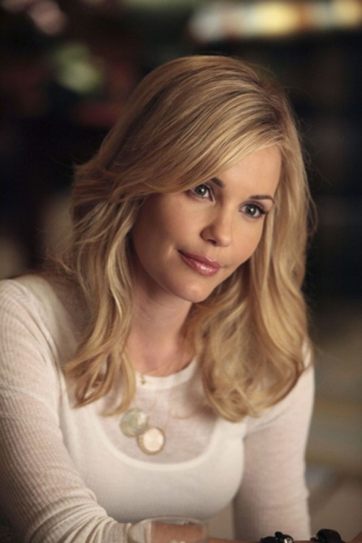 Leslie Bibb at 