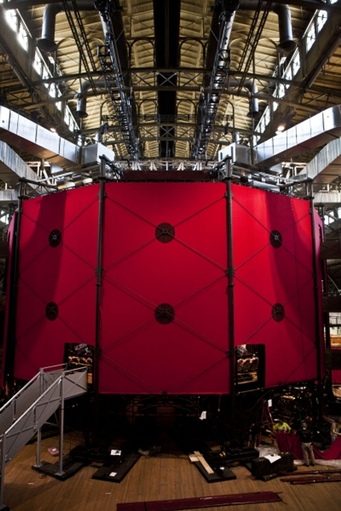 Photo Coverage: Replica of Royal Shakespeare Company's Scarlet & Gray Stage Revealed!  Image