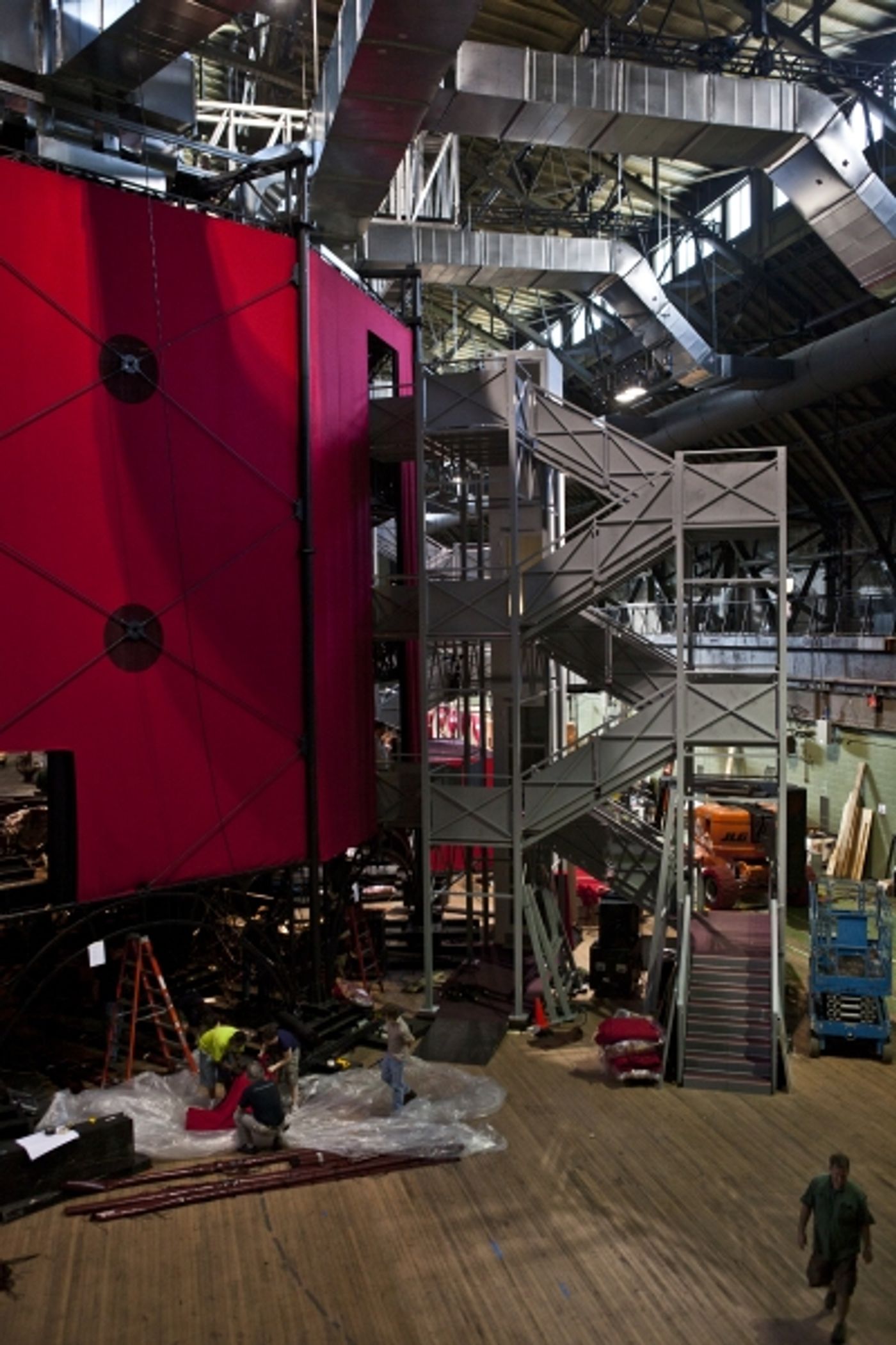Photo Coverage: Replica of Royal Shakespeare Company's Scarlet & Gray Stage Revealed!  Image