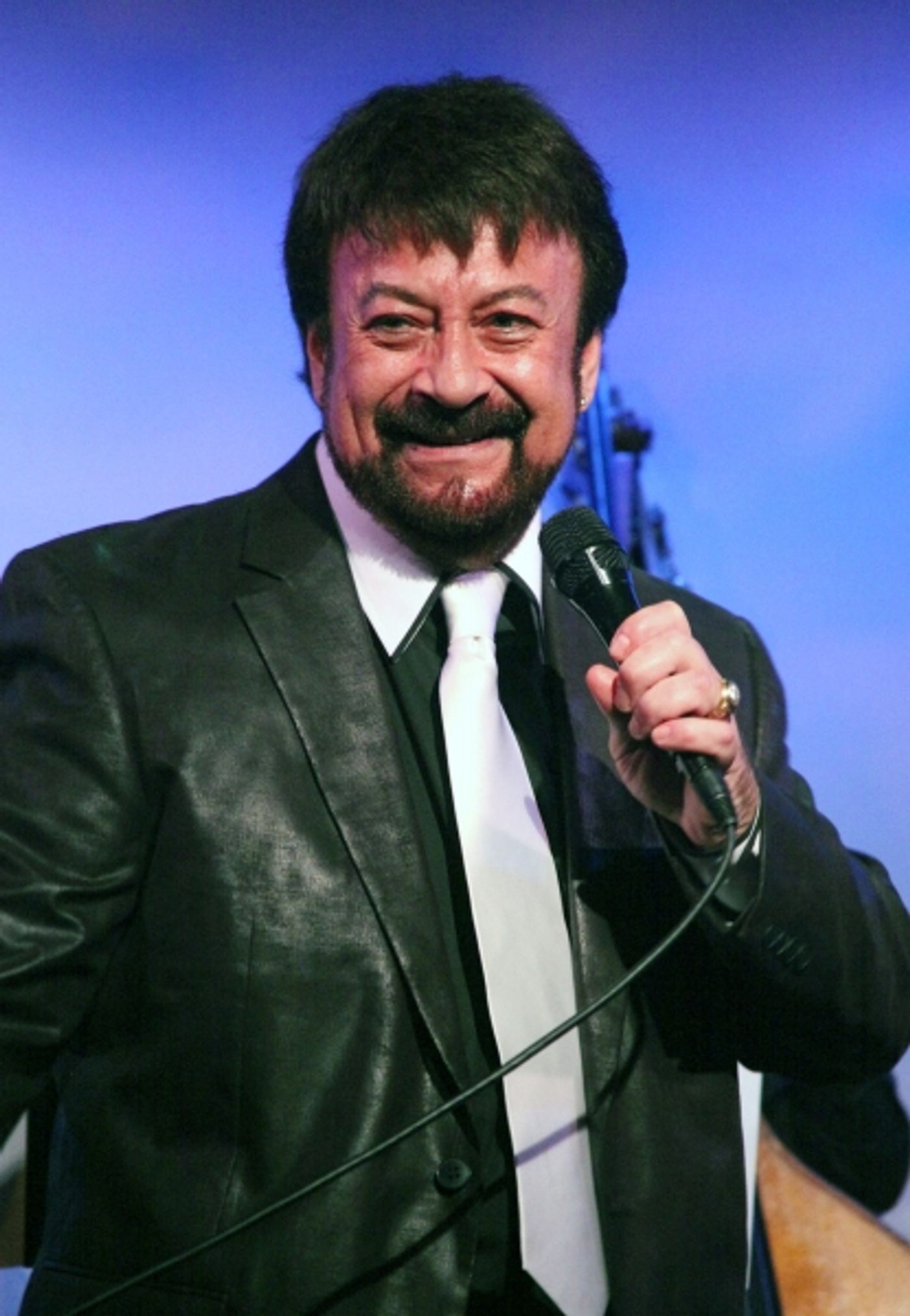 Photo Coverage: Joey Infante Performs 'Babalu' at The Metropolitan Room Photo Coverage: Joey Infante Performs 'Babalu' at The Metropolitan Room Image