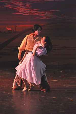 Joshua Nieto and Rie Ogura as Dream Curly and Dream Laurey @ BroadwayWorld Joshua Nieto and Rie Ogura as Dream Curly and Dream Laurey Photo