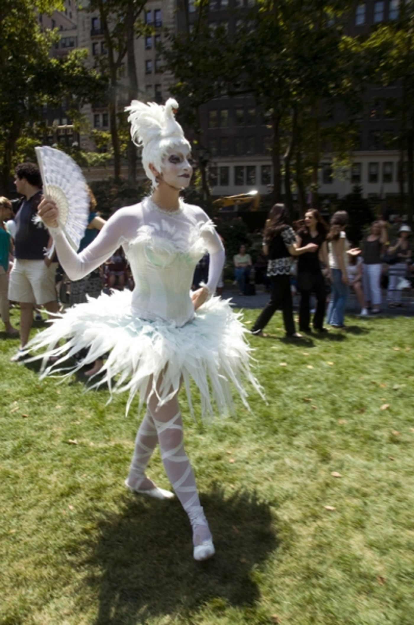 Photo Coverage: SISTER ACT, BABY IT'S YOU et al. Launch Broadway in Bryant Park!  Image