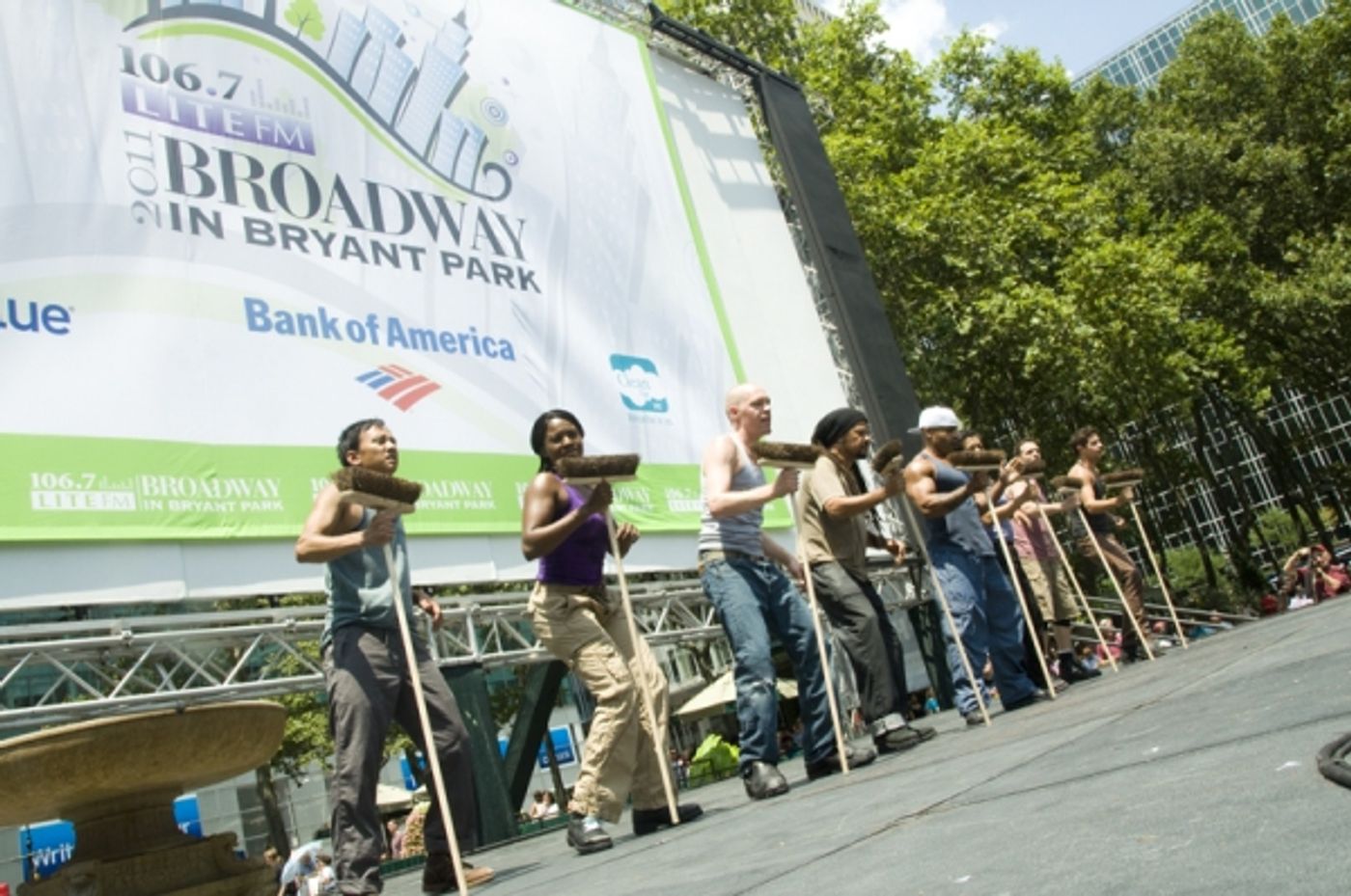 Photo Coverage: SISTER ACT, BABY IT'S YOU et al. Launch Broadway in Bryant Park!  Image
