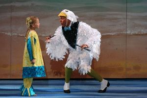 Elizabeth Teeter and Lara Teeter Photo