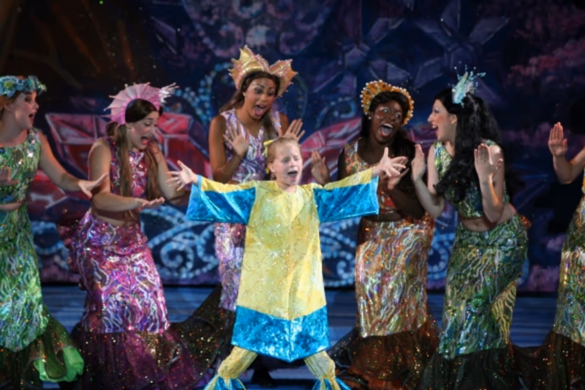 Elizabeth Teeter and Ensemble at 