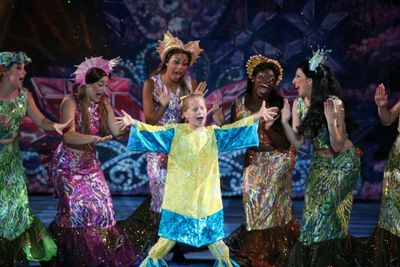 Elizabeth Teeter and Ensemble Photo